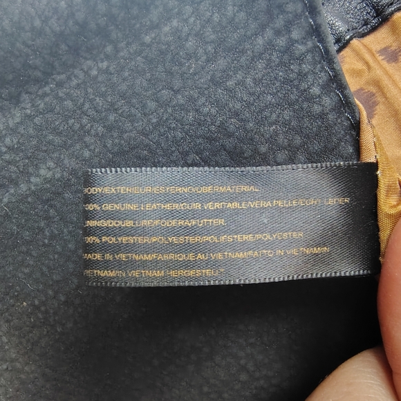 Aimee Kestenberg Black Crossbody Bag - Picture 14 of 16